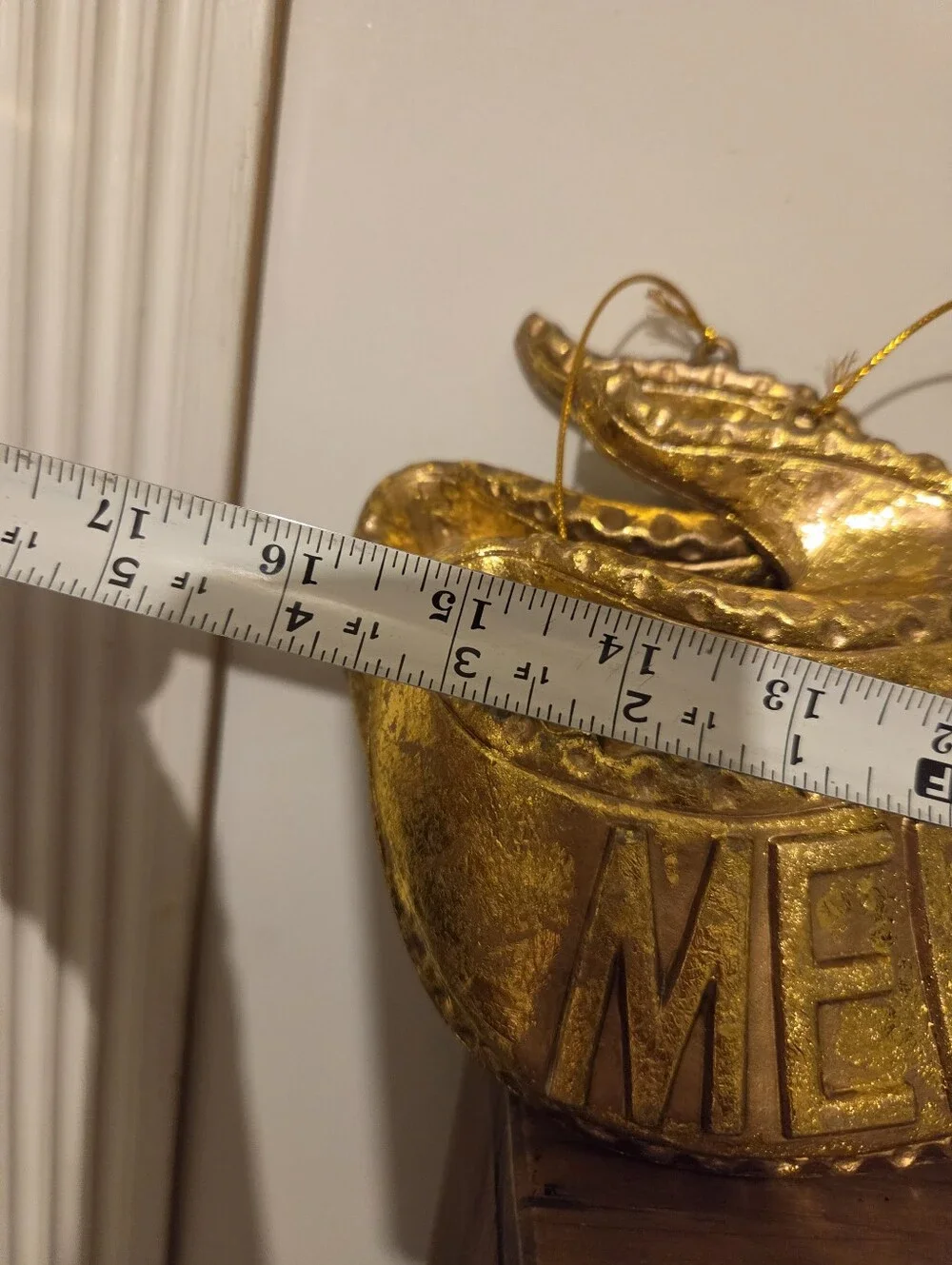 N/A festive gold